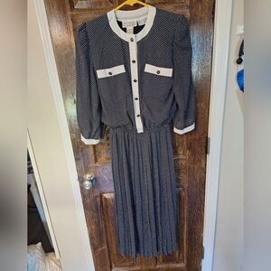Vtg Liz Roberts Polkadot dress,  size 10